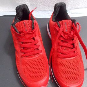 Whitin NEW Womens Size 41/9